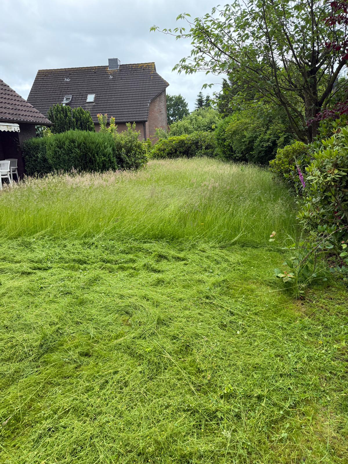 Gartenpflege und Hofarbeiten